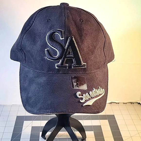 CITY HUNTER San Antonio, Texas Black‎ Hat OS - Picture 1 of 7